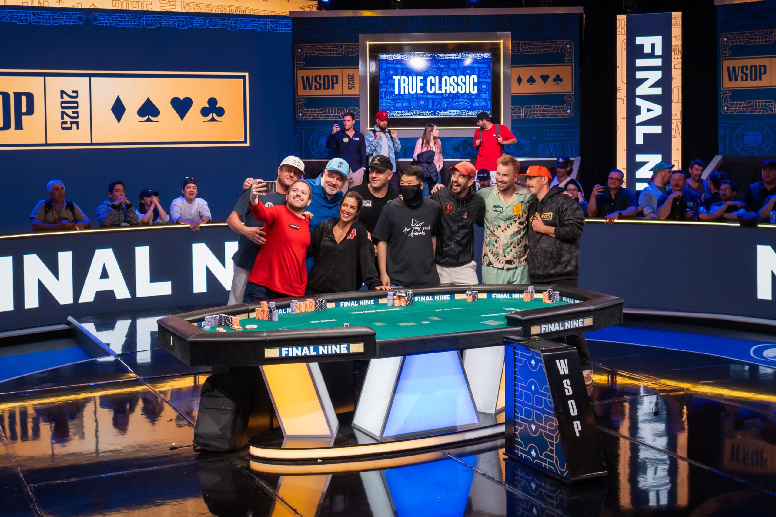 Main Event De Se define la mesa final del Main Event con Leo Margets 🇪🇸 haciendo ...