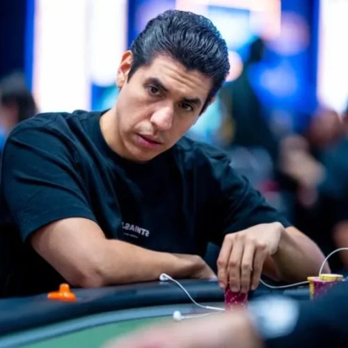 Treviño piloteó el vuelo de apertura en el High Roller del Festival 6M Garantizados en Monterrey