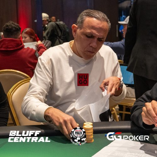 Vílchez y Roberts lideraron los vuelos 1C y 1D para llegar con fuerza al Día 2 en el Mini Main Event del WSOP-C Panamá