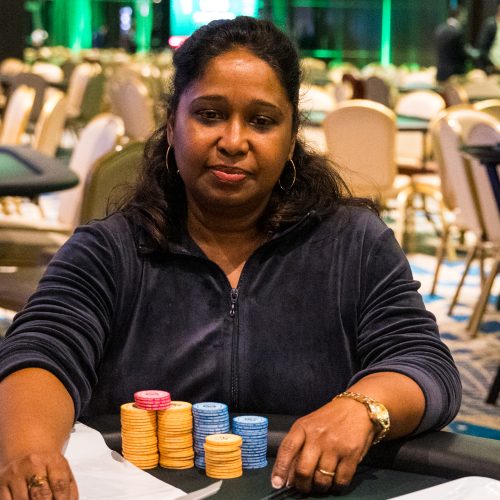 Corine Adenet puso a las mujeres al frente en el vuelo 1B del Mini Main Event del WSOP-C Panamá