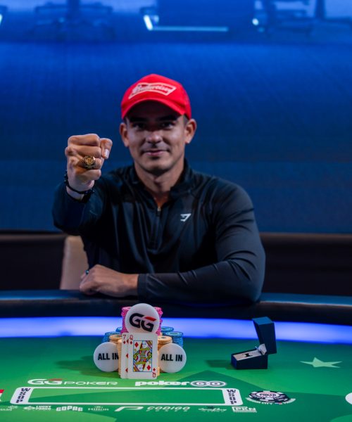 El Colombiano Jairo Espinosa rozó el título del US$3K Paradise PLO en Bahamas