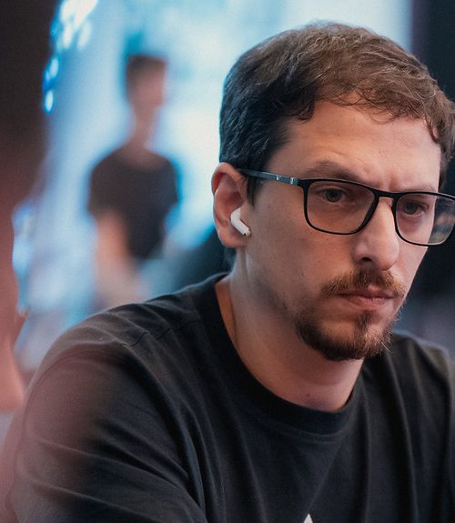 Mohmadan comanda la avanzada hispana en busca de la corona principal de las KSOP en Rio