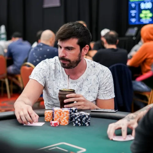 Desde el Río de la Plata, Peceli, Zacconi  y López lideraron la avanzada hispanoamericana en el World Festival de GGPoker, este jueves