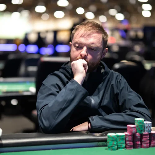 Owen le puso un inglés muy mexicano a la definición del US$1.500 Seven Card Stud Hi-Lo en las World Series of Poker 2026