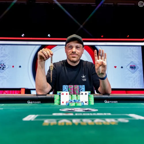 Martirosian no pasa un verano en Las Vegas sin llevarse al menos un brazalete