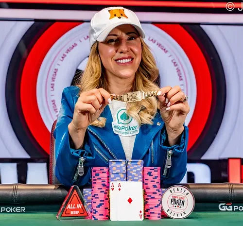 Kristen Foxen se calzó el más brillante de sus seis brazaletes, al imponerse en el US$25K High Roller de las WSOP 2026