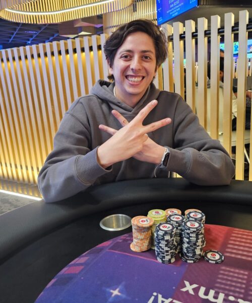 Basurto lideró un nutrido grupo de clasificados en el arranque de las Noches de Poker en Querétaro