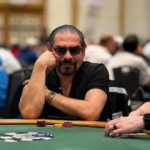 Eloy Rios y José Rodriguez mantienen viva la bandera mexicana en el Millionaire Maker