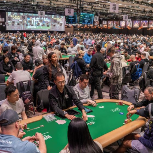 La armada latina al pie del cañon en uno de los torneos más grandes de las WSOP