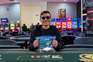 Ruíz condujo a los últimos cuatro pasajeros para el selecto Día 2 del Mini High Roller PKO en el Nuevo Vallarta Tour