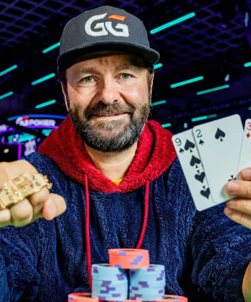 Negreanu se consagró entre los especialistas de las cuatro cartas y conquistó su octavo brazalete