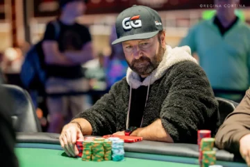 Negreanu sale por su octavo brazalete en la definición del US$100.000 PLO High Roller