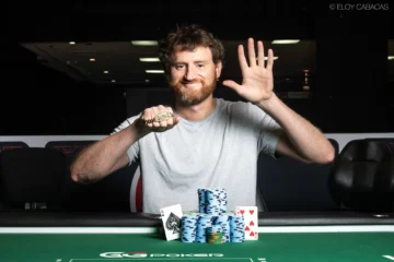 Peters llegó a su pentacampeonato en la Serie Mundial, gracias a su victoria en el US$10.000 6-Handed Championship