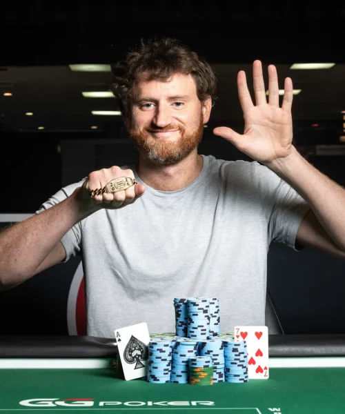 Peters llegó a su pentacampeonato en la Serie Mundial, gracias a su victoria en el US$10.000 6-Handed Championship