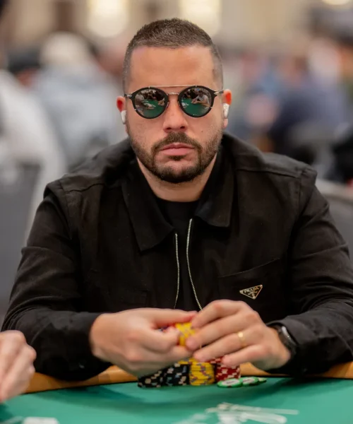 Jattin marcó el paso hacia el Día 3 para un gran lote de hispanoamericanos, en el concurrido Día 2D del US$10.000 NLH World Championship