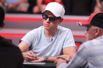 Julio Trimmer arranca el Día 2 como top 4 general del Double Board Bomb Pot | 3 mexicanos siguen con vida