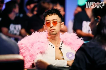 Feng se puso a la sombra de Jumalon y dos asientos quedaron vacíos en el arranque de la mesa final del torneo central de las WSOP 2026