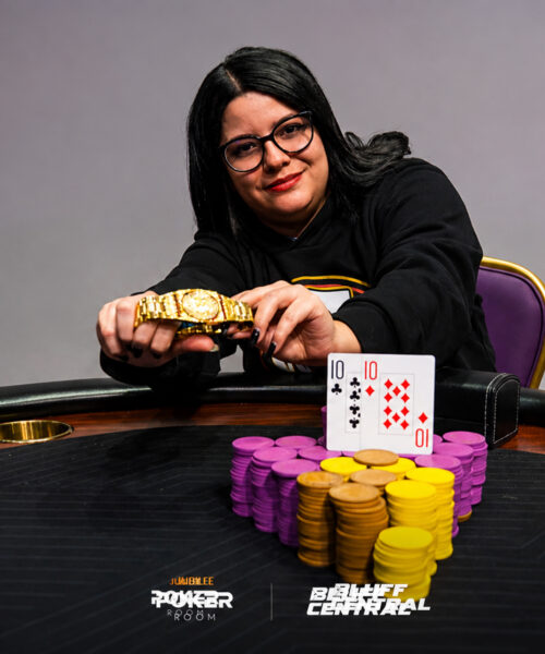 Nubia Córdova se llevó la mejor parte en la fiesta para las damas del Festival 10M Garantizados, en el Casino Jubilee