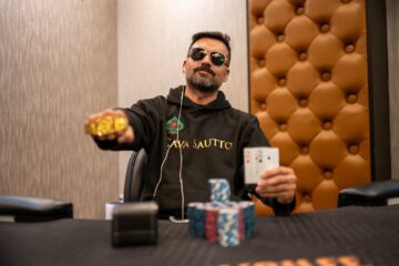 Guillermo se llevó a su Vega el trofeo más costoso del Festival 10M del Casino Jubilee