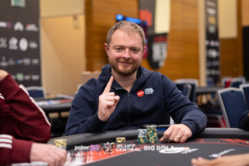 Owen dejó su bolsa llena a reventar en el vuelo 1B del Opener Mystery Bounty, con el que despega el World Series of Poker Circuit México