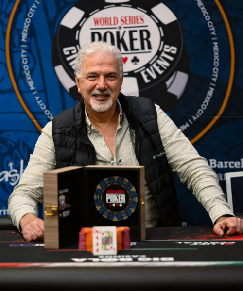 Jaikel puso a celebrar a los ticos en el WSOP-C México, con su victoria en el NLH Hyper Turbo