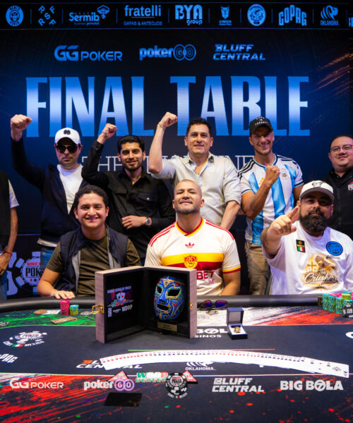 Pilotín se mantiene al mando al entrar a la recta final del Mini Main Event en el WSOP-C México