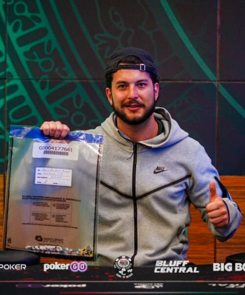 Mario trepó la Escalera hacia el liderato en el despegue del torneo central del WSOP-C México